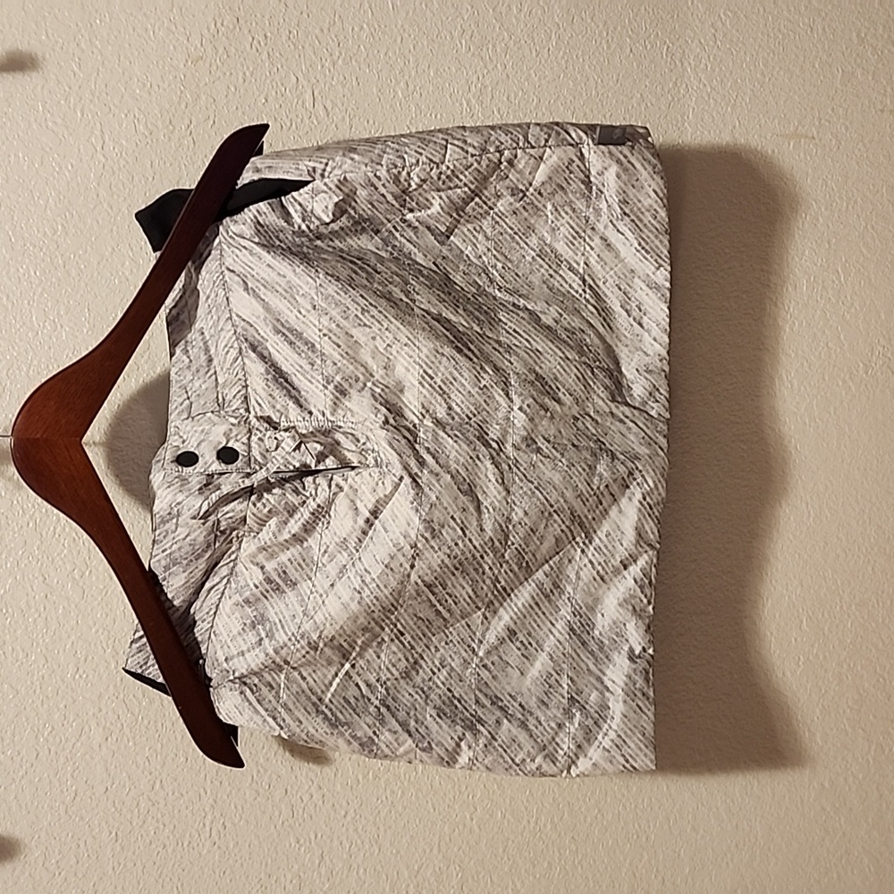 Mountain Hardware, insulated skirt, white, small